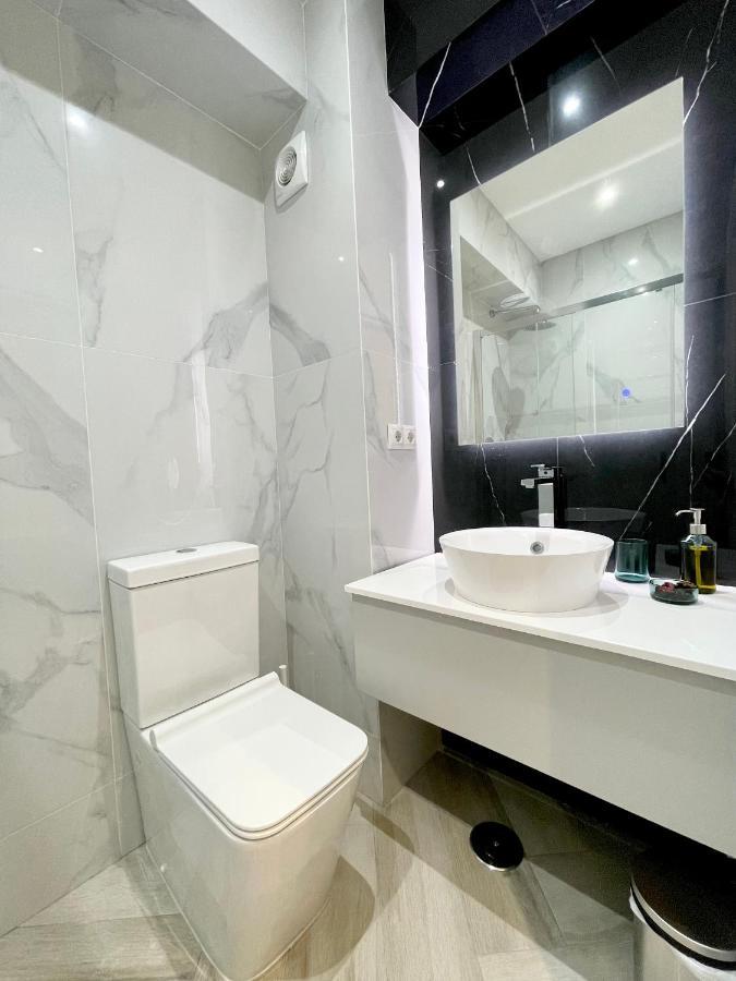 Loft Marbella Centro Apartment ภายนอก รูปภาพ