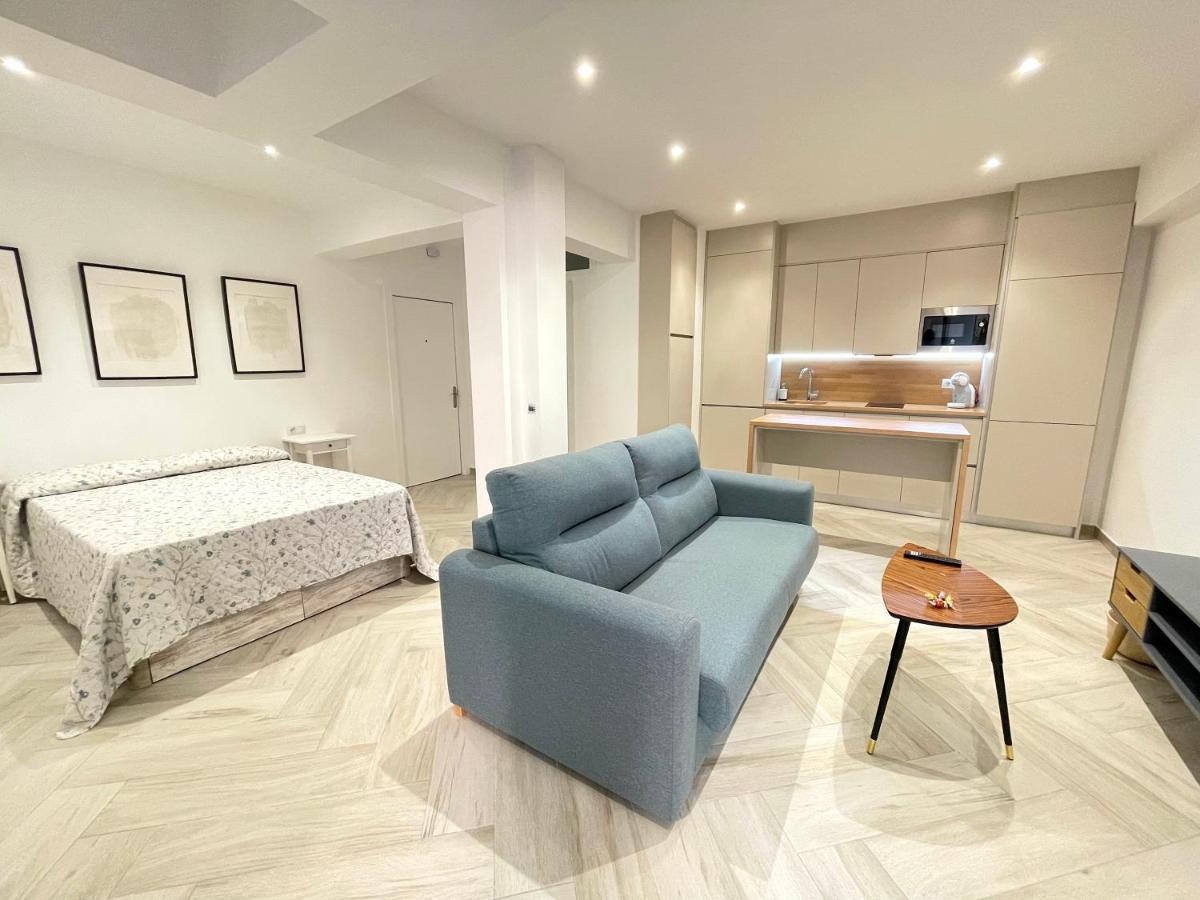 Loft Marbella Centro Apartment ภายนอก รูปภาพ